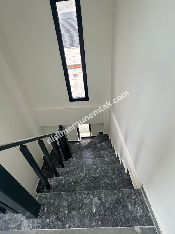 DİDİM ERGÜN EMLAKTAN SATILIK HİSAR MH. 3+1 DENİZ MANZARALI VİLLA