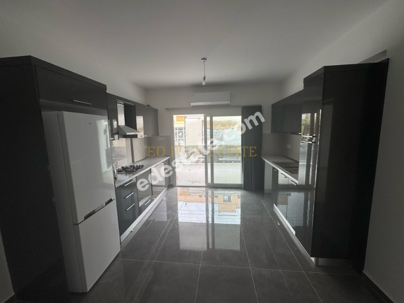 Lefkoşa K.Kaymaklı Bölgesinde SATILIK 2+1 ZEMİN KAT SIFIR DAİRE 