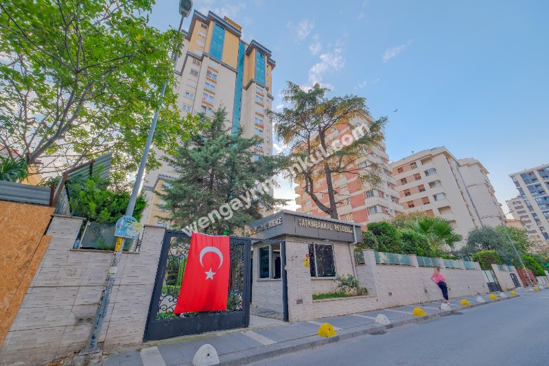 Bağdat Caddesinin 1.Parelelinde Şaşkınbakkal'da Satılık Lüks 3+1