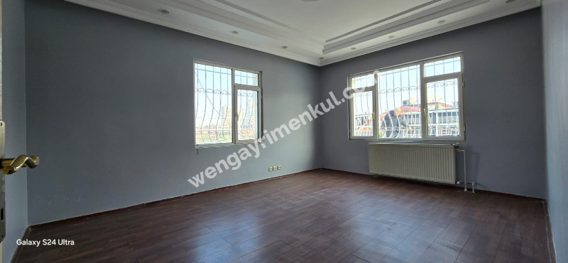 Satılık 5+2 Geniş Daire 
