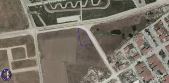 GÜVENAY - ÇORUM KENTPARK KARŞISI SATILIK 1689 M² TİCARİ ARSA 