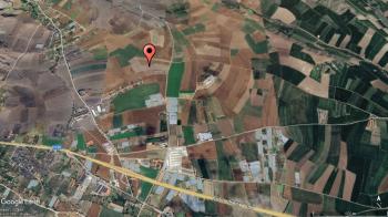 Güvenay - Çorum İskilip Yolu Çanakçı Köyü Mevkii 33 Dönüm Satılık Tarla 