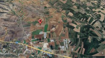 Güvenay - Çorum İskilip Yolu Çanakçı Köyü Mevkii 33 Dönüm Satılık Tarla 