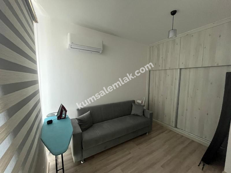 KIBRIS LEFKOŞA GÖNYELİ'DE ACİL SATILIK FUL EŞYALI+GARAJDAKİ ARABA DAHİL  İKİZ DUBLEX EV