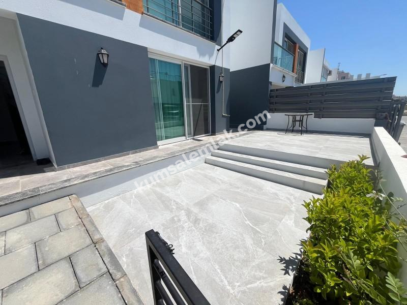 KIBRIS LEFKOŞA GÖNYELİ'DE ACİL SATILIK FUL EŞYALI+GARAJDAKİ ARABA DAHİL  İKİZ DUBLEX EV