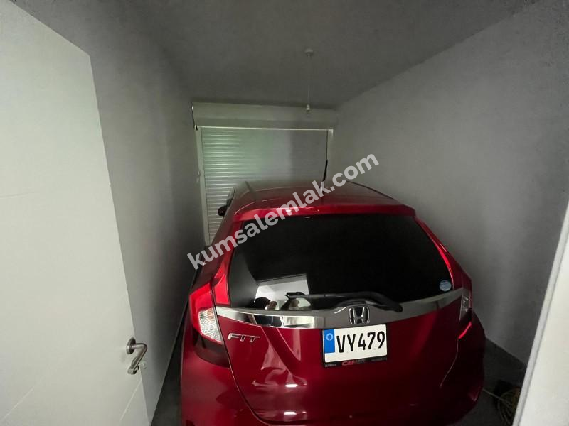 KIBRIS LEFKOŞA GÖNYELİ'DE ACİL SATILIK FUL EŞYALI+GARAJDAKİ ARABA DAHİL  İKİZ DUBLEX EV