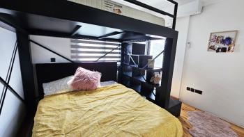 Girne, Sadrazamköy'de Kapanmaz Deniz Manzaralı, Kumlu Plajlara Yürüme Mesafesinde, 950 m² Arsaya Sahip, Satılık 3+1 Villa