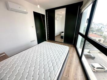 Girne Merkez Ebeveyn Banyolu Eşyalı Kiralık 3+1 Daire