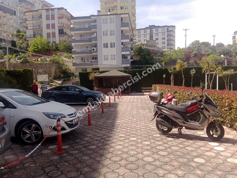 EMLAK HABERCİSİ 'NDEN MUDANYA HALİTPAŞA'DA KAT MÜLKİYETLİ SİTEİÇİ 145M2 NET 3+1 DAİRE
