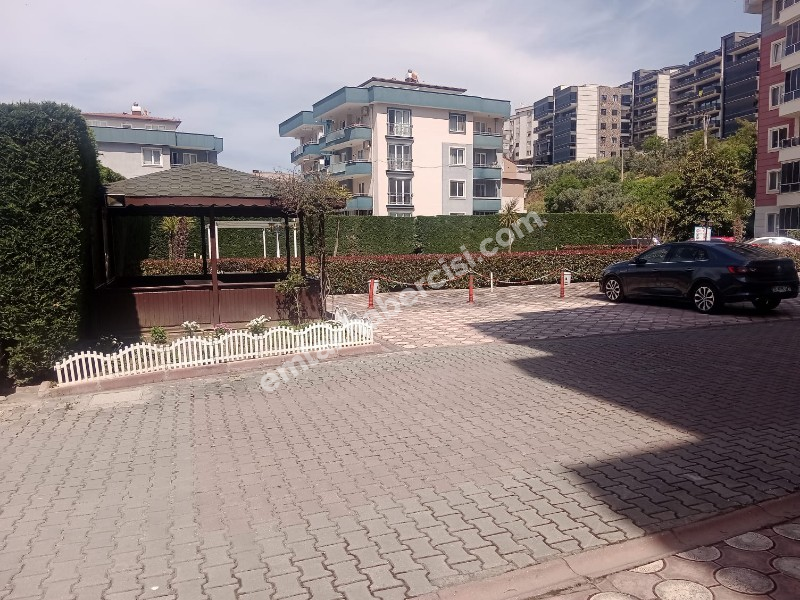 EMLAK HABERCİSİ 'NDEN MUDANYA HALİTPAŞA'DA KAT MÜLKİYETLİ SİTEİÇİ 145M2 NET 3+1 DAİRE