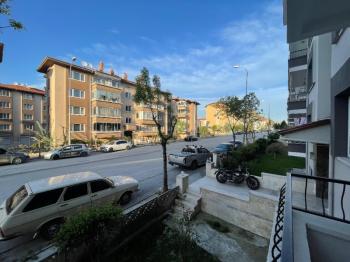 AFYON ÜÇOK EMLAKTAN SELÇUKLU MAH KİRALIK 3+1 TEMİZ BAKIMLI DAİRE