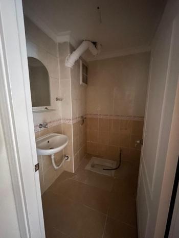 AFYON ÜÇOK EMLAKTAN SELÇUKLU MAH KİRALIK 3+1 TEMİZ BAKIMLI DAİRE