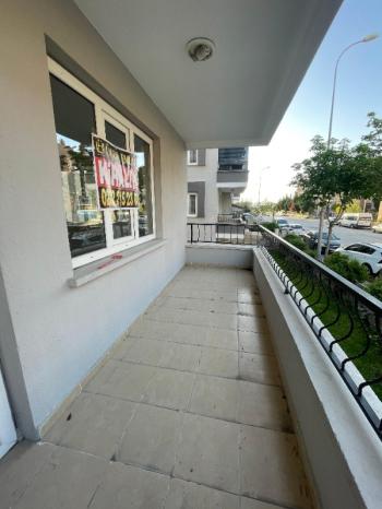 AFYON ÜÇOK EMLAKTAN SELÇUKLU MAH KİRALIK 3+1 TEMİZ BAKIMLI DAİRE