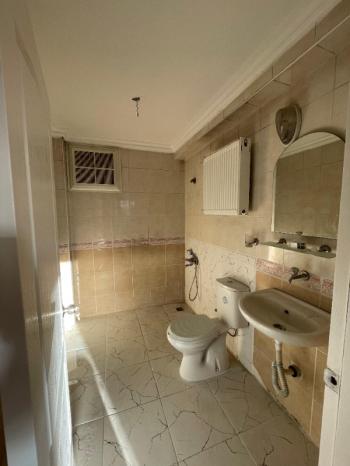 AFYON ÜÇOK EMLAKTAN SELÇUKLU MAH KİRALIK 3+1 TEMİZ BAKIMLI DAİRE