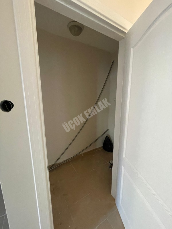 AFYON ÜÇOK EMLAKTAN SELÇUKLU MAH KİRALIK 3+1 TEMİZ BAKIMLI DAİRE