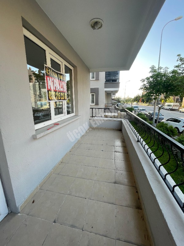 AFYON ÜÇOK EMLAKTAN SELÇUKLU MAH KİRALIK 3+1 TEMİZ BAKIMLI DAİRE