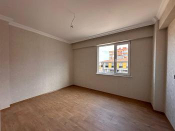 Konya / Selçuklu / Satılık Daire S. Eyyubi Mah. Mete Konakları Yanı 3+1