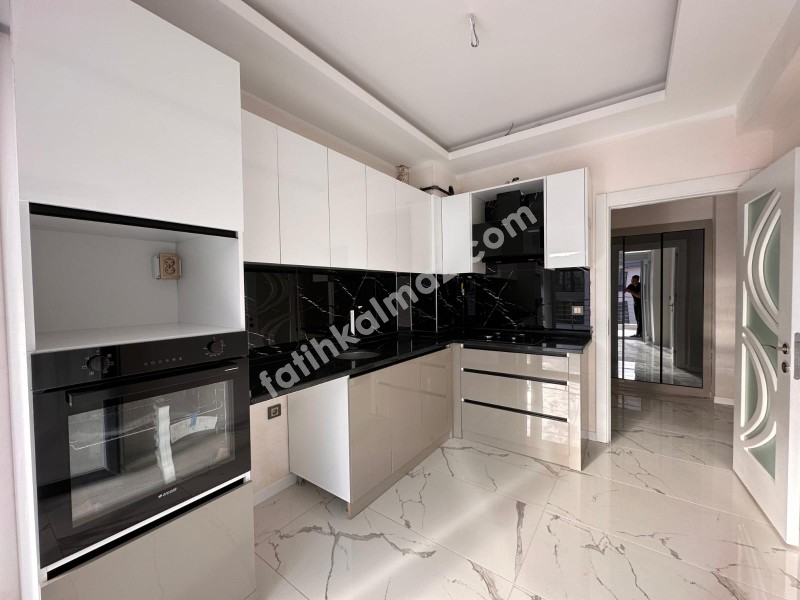 Konya / Selçuklu / Satılık Daire S. Eyyubi Mah. Mete Konakları Yanı 3+1