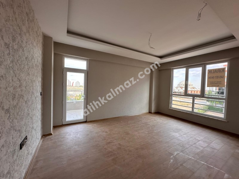 Konya / Selçuklu / Satılık Daire S. Eyyubi Mah. Mete Konakları Yanı 3+1