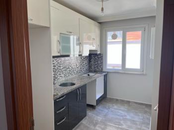 WEN'DEN SANCAKTEPE FATİH MAH. GENÇ BİNADA SATILIK 2+1 DAİRE