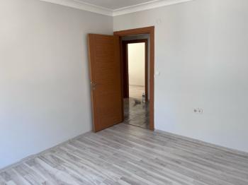 WEN'DEN SANCAKTEPE FATİH MAH. GENÇ BİNADA SATILIK 2+1 DAİRE