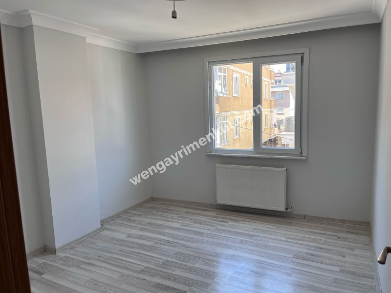 WEN'DEN SANCAKTEPE FATİH MAH. GENÇ BİNADA SATILIK 2+1 DAİRE
