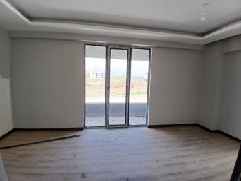 GÜVENAY - ÇORUM KENT PARK ALT TARAFINDA 2+1 SATILIK DAİRE