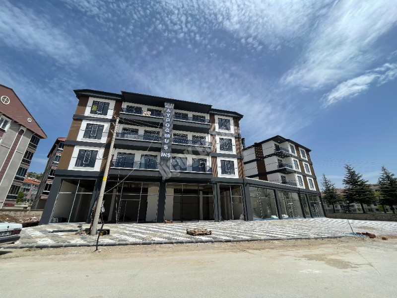 AFYON ÜÇOK EMLAKTAN KANLICA MAH SATILIK SIFIR GÜNEY CEPHE LÜX DAİRE