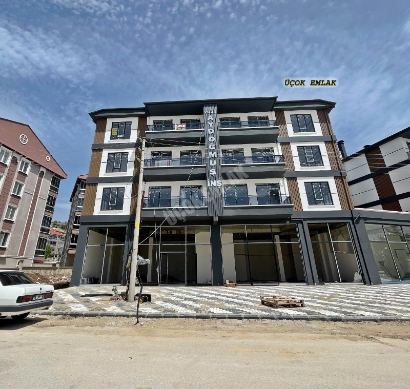 AFYON ÜÇOK EMLAKTAN KANLICA MAH SATILIK SIFIR GÜNEY CEPHE LÜX DAİRE