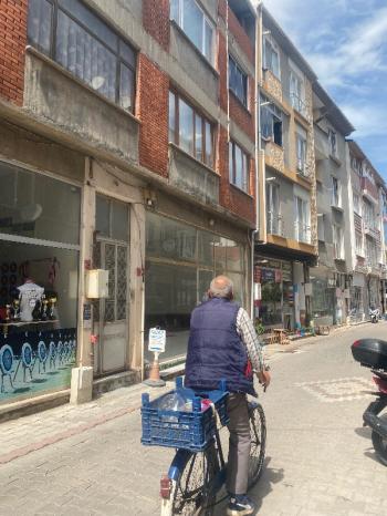 Cadde üzeri dükkan