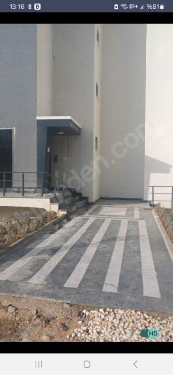 YAKACIK PANORAMA ADALAR DA SIFIR 3+1 SATILIK BOŞ DAİRE