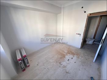 GÜVENAY - ÇORUM İKBAL TURKUAZ KENT ARKASI SATILIK 2+1 DAİRE