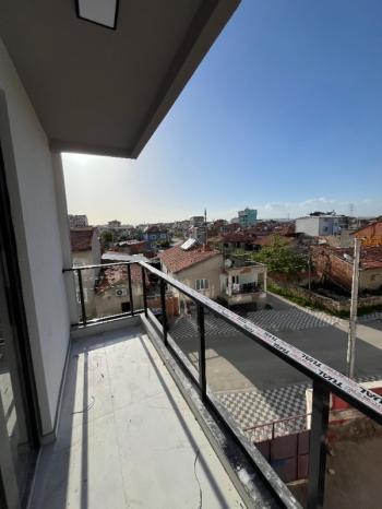 AFYON ÜÇOK EMLAKTAN ERENLERDE SATILIK SIFIR 2+1 EŞYALI ARAKAT DAİRE