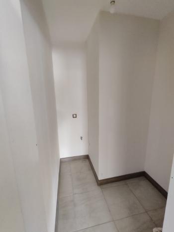 AFYON ÜÇOK EMLAKTAN SADIKBEY TOKİ KİRALIK 3+1 TEMİZ BAKIMLI DAİRE