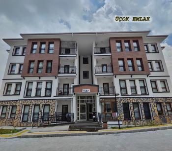 AFYON ÜÇOK EMLAKTAN SADIKBEY TOKİ KİRALIK 3+1 TEMİZ BAKIMLI DAİRE
