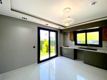 Didim'de Satılık Tam Müstakil 3+1 Ayrı Mutfakalı Villa