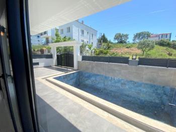 Didim'de Satılık Tam Müstakil 3+1 Ayrı Mutfakalı Villa