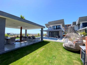 Didim Efeler Mahallesi'nde 4+1 Tam Müstakil Lüks Villa