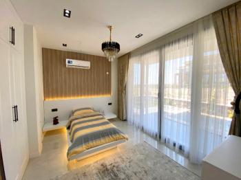 Didim Efeler Mahallesi'nde 4+1 Tam Müstakil Lüks Villa