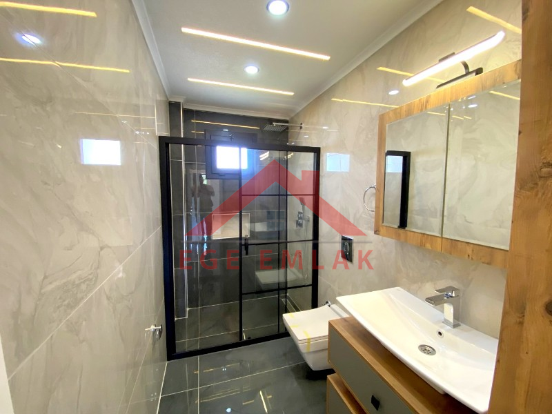 Didim'de Satılık Tam Müstakil 3+1 Ayrı Mutfakalı Villa