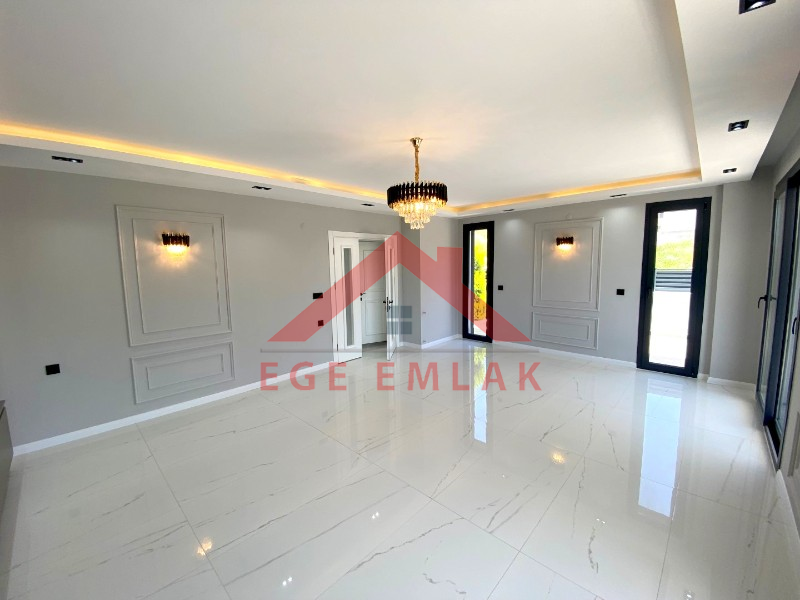 Didim'de Satılık Tam Müstakil 3+1 Ayrı Mutfakalı Villa