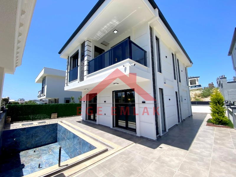 Didim'de Satılık Tam Müstakil 3+1 Ayrı Mutfakalı Villa