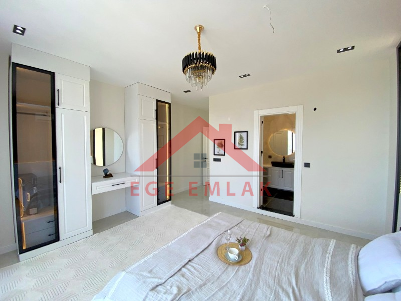 Didim Efeler Mahallesi'nde 4+1 Tam Müstakil Lüks Villa