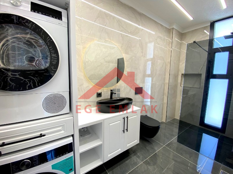 Didim Efeler Mahallesi'nde 4+1 Tam Müstakil Lüks Villa