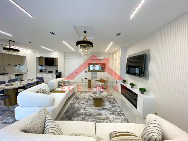 Didim Efeler Mahallesi'nde 4+1 Tam Müstakil Lüks Villa