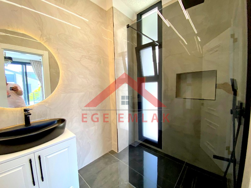 Didim Efeler Mahallesi'nde 4+1 Tam Müstakil Lüks Villa