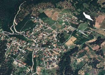 ULUDAĞDA, MİLLİ PARKA YAKIN HÜSEYİNALAN KÖYÜNDE FIRSAT ARAZİ
