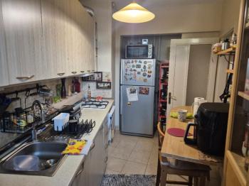 İ.E.T.T Yıldız Bloklarında, Otoparklı, Balkonlu, 40m2 salonlu Ara Kat