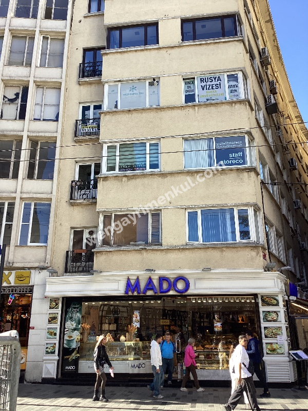 İSTİKLAL CD.‘NIN KALBİNDE KİRALIK OFİS & İŞYERİ
