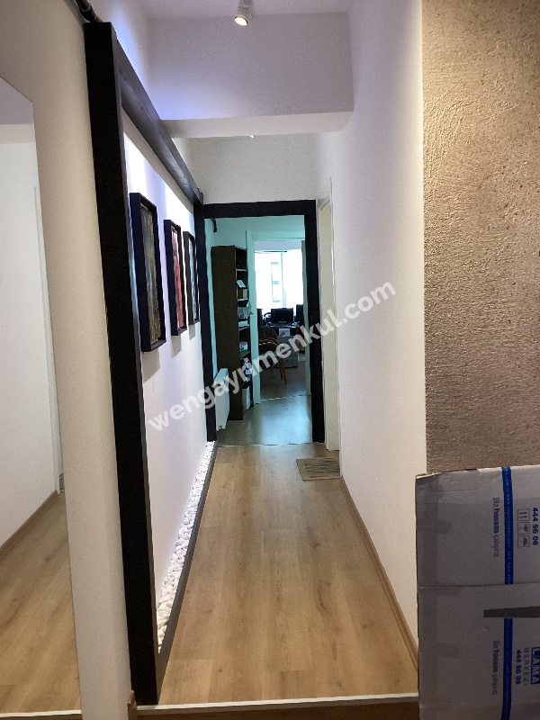 İSTİKLAL CD.‘NIN KALBİNDE KİRALIK OFİS & İŞYERİ